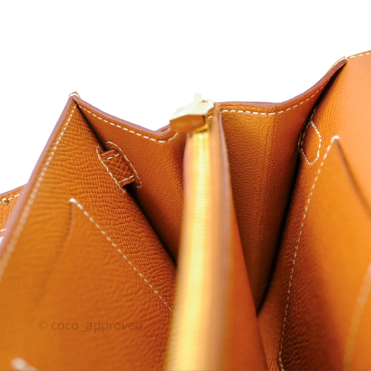 Hermès Kelly To Go Wallet Gold 37 Epsom Gold Hardware