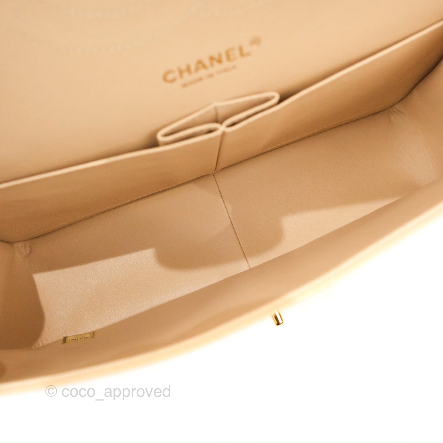 Chanel Jumbo Double Flap Beige Caviar Gold Hardware⁣⁣