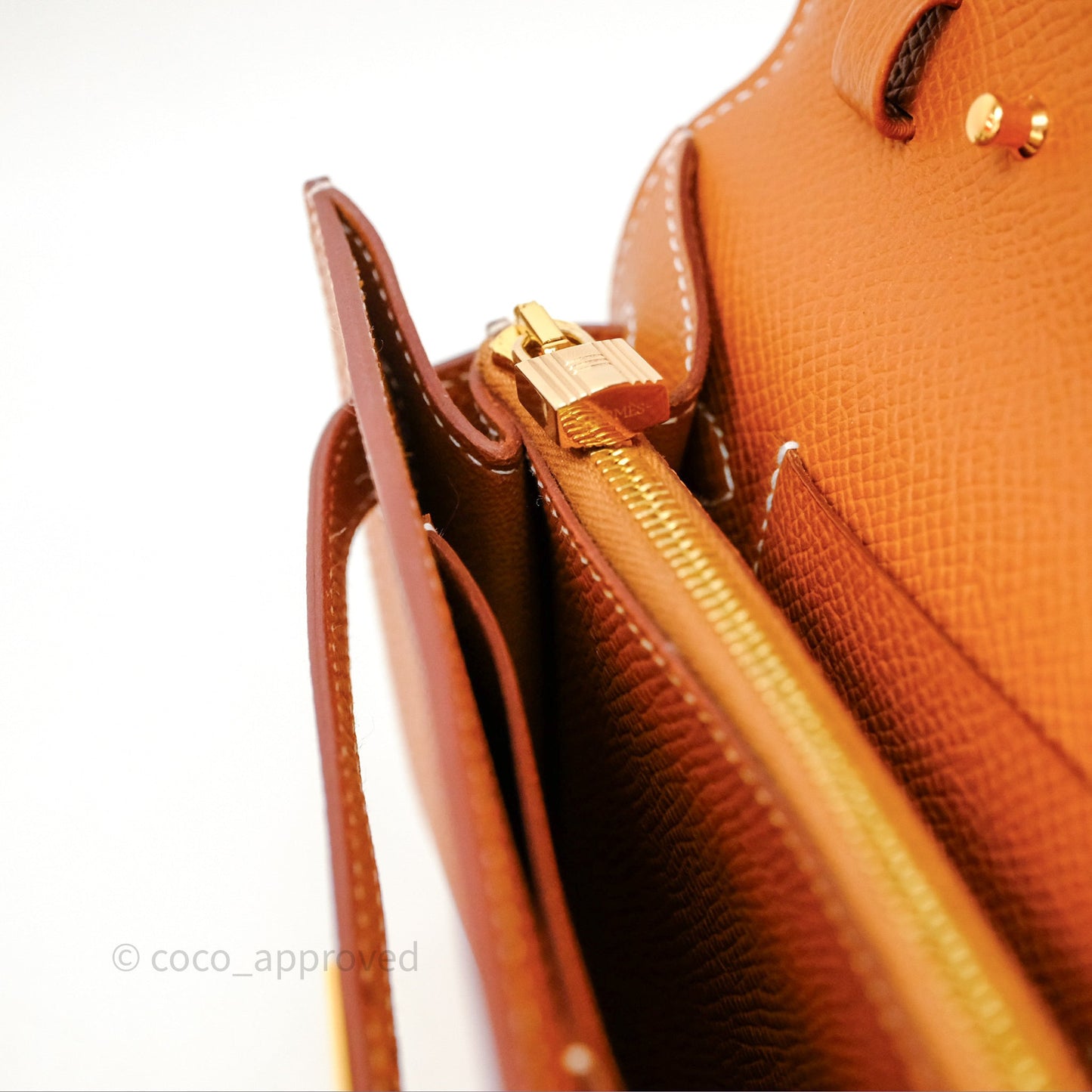 Hermès Kelly To Go Wallet Gold 37 Epsom Gold Hardware