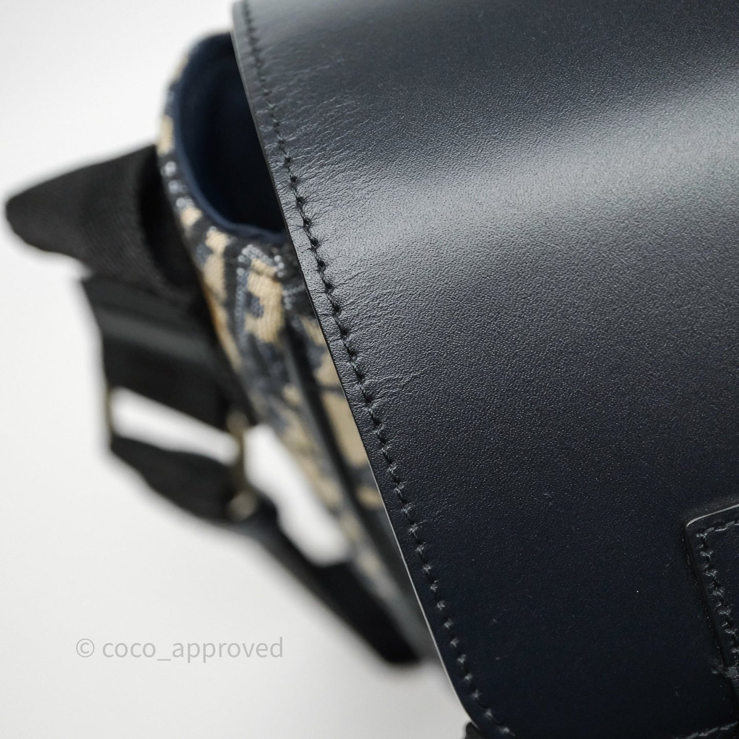 Christian Dior Messenger Bag in Blue Smooth Calfskin and Beige/ Black Dior Oblique Jacquard