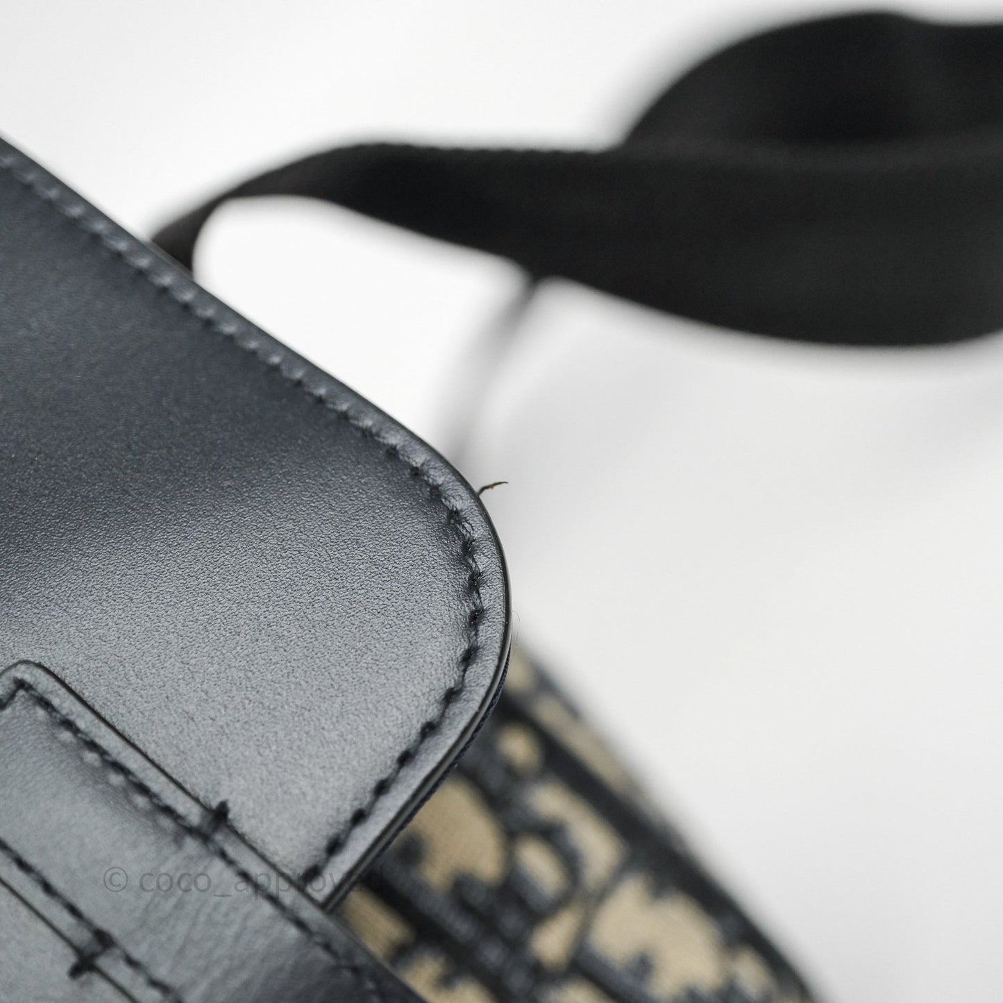 Christian Dior Messenger Bag in Blue Smooth Calfskin and Beige/ Black Dior Oblique Jacquard