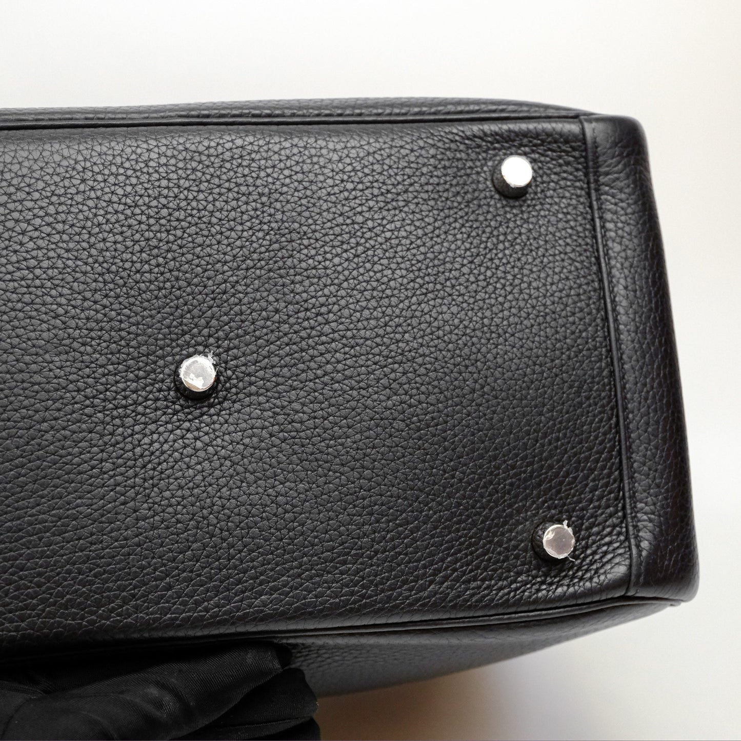 Hermès Lindy 30 Black Noir 89 Clemence Palladium Hardware