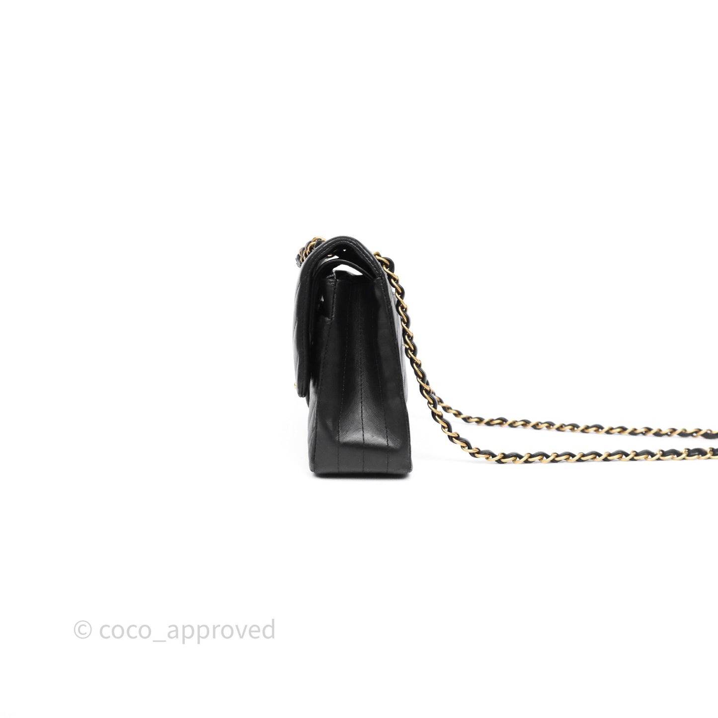 Chanel Classic Medium Flap Chevron Black Lambskin Aged Gold Hardware
