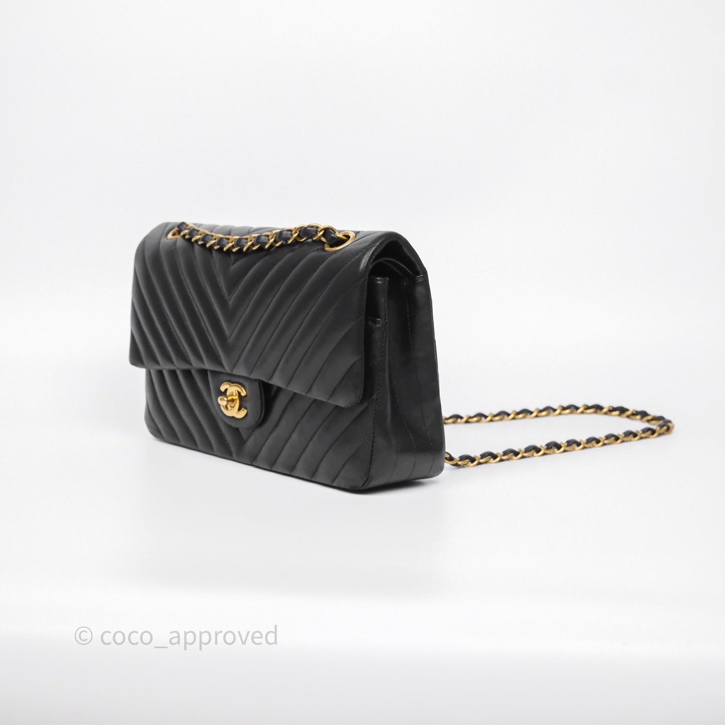Chanel Classic Medium Flap Chevron Black Lambskin Aged Gold Hardware
