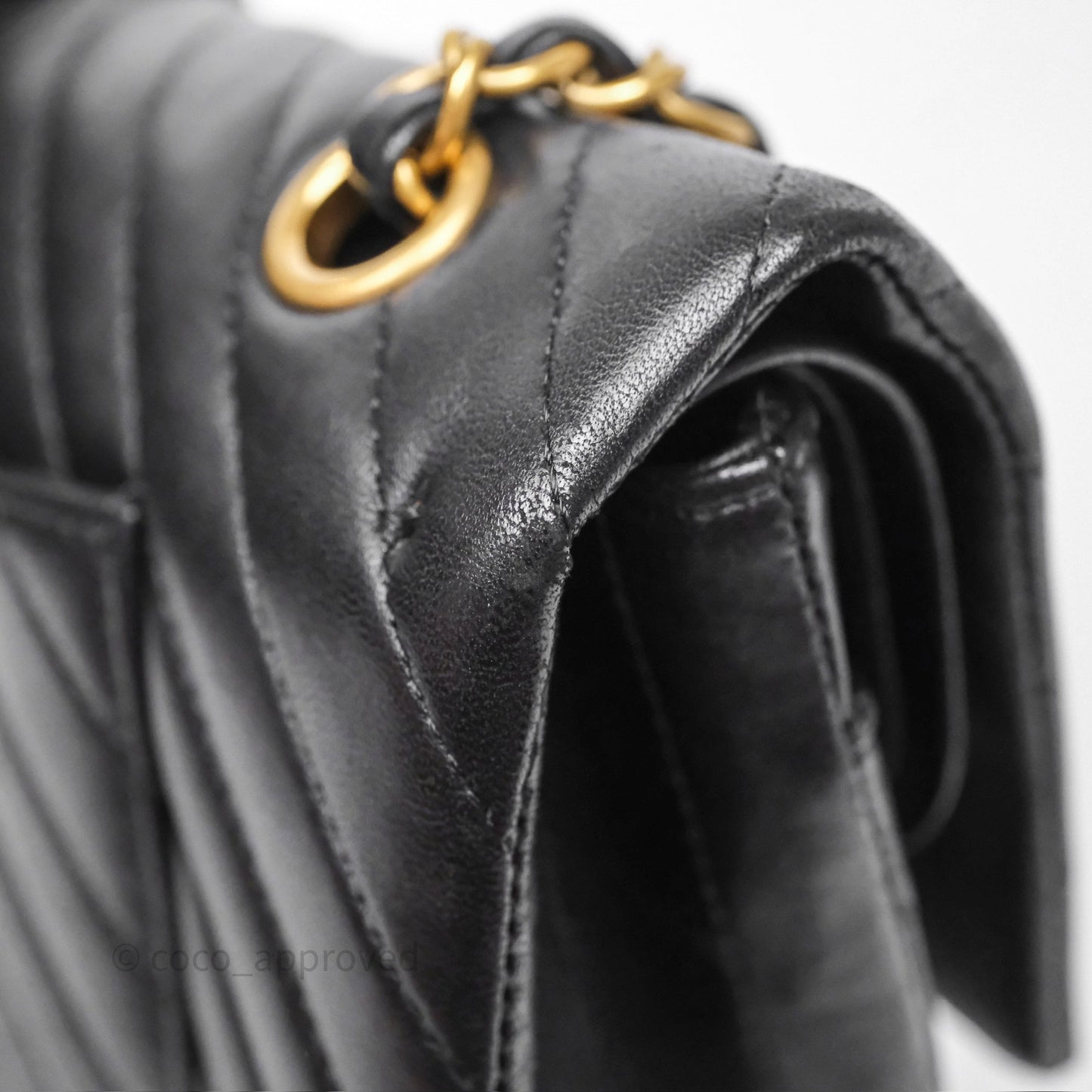 Chanel Classic Medium Flap Chevron Black Lambskin Aged Gold Hardware