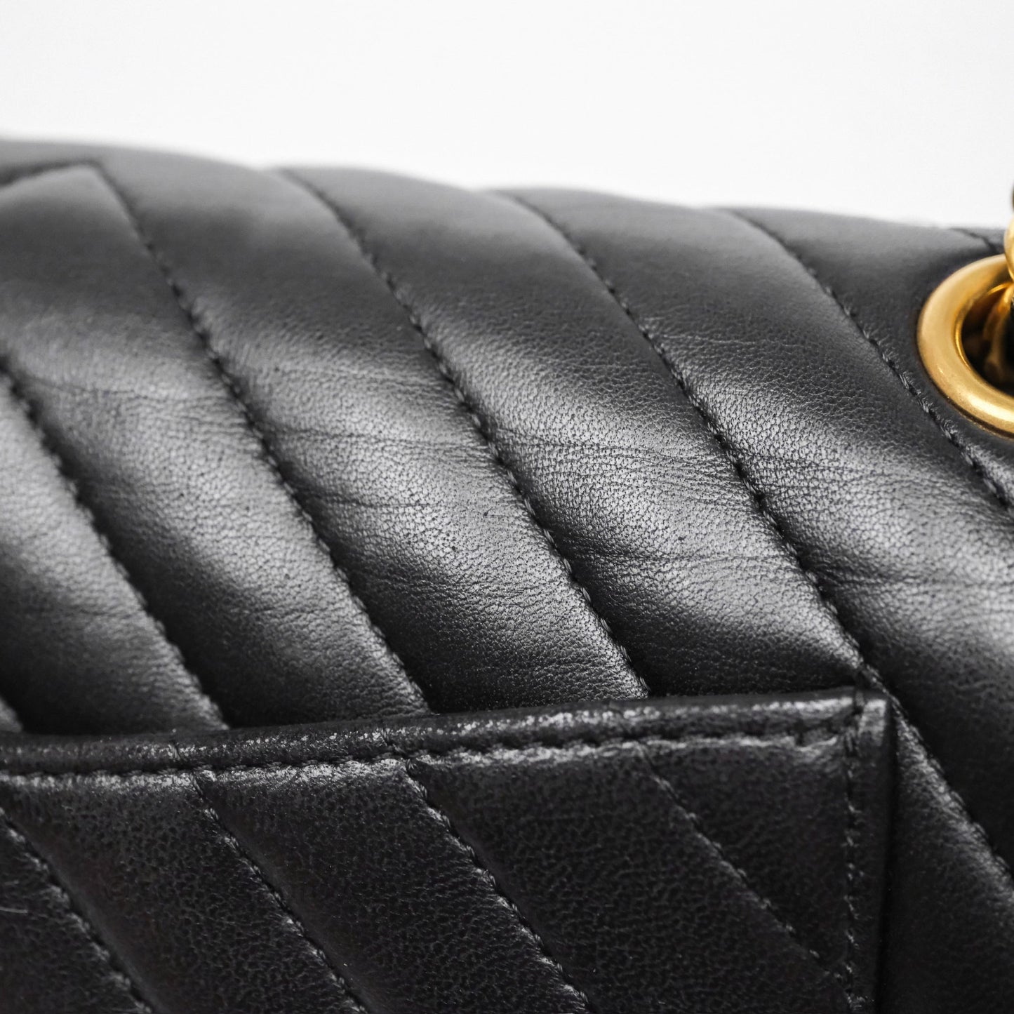 Chanel Classic Medium Flap Chevron Black Lambskin Aged Gold Hardware