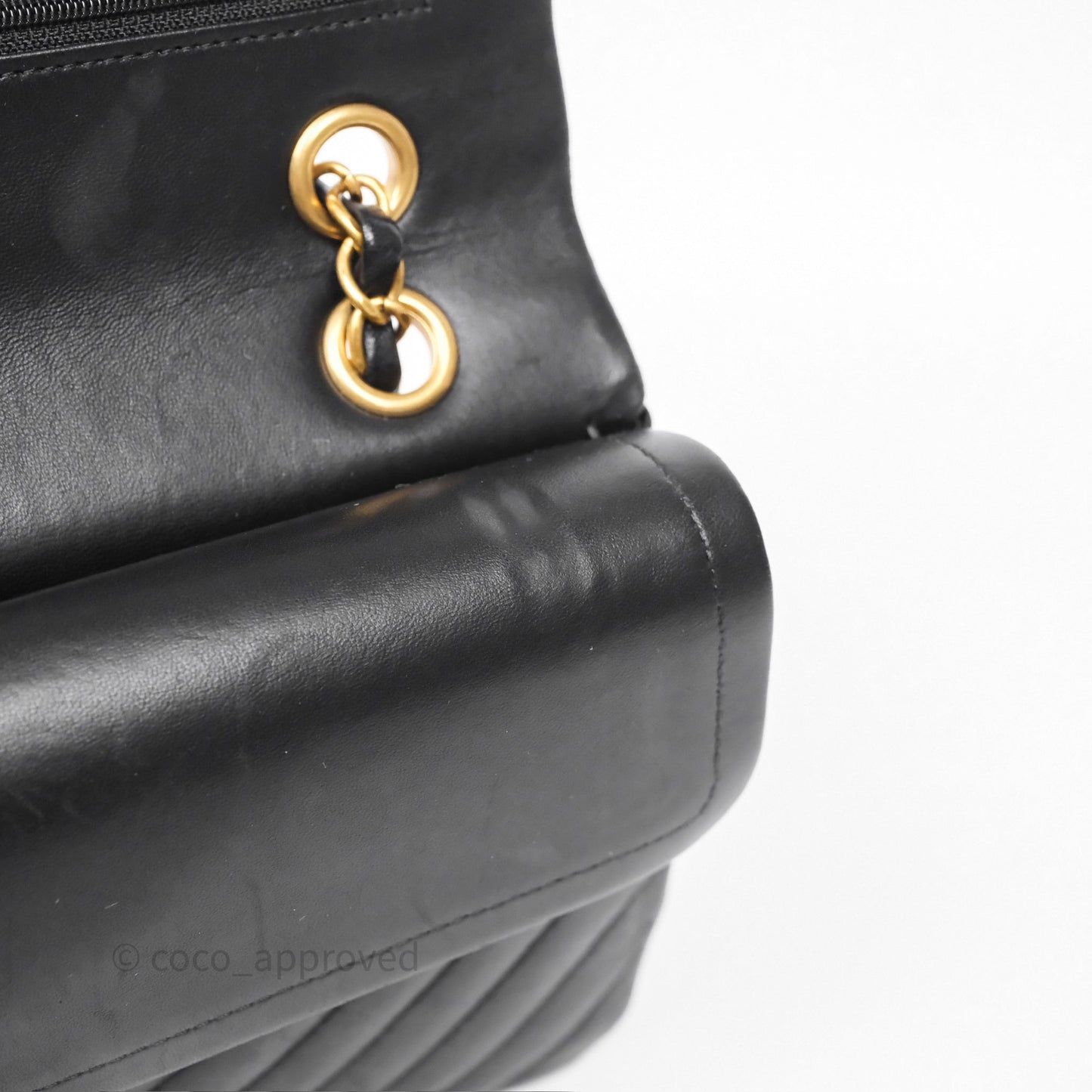 Chanel Classic Medium Flap Chevron Black Lambskin Aged Gold Hardware