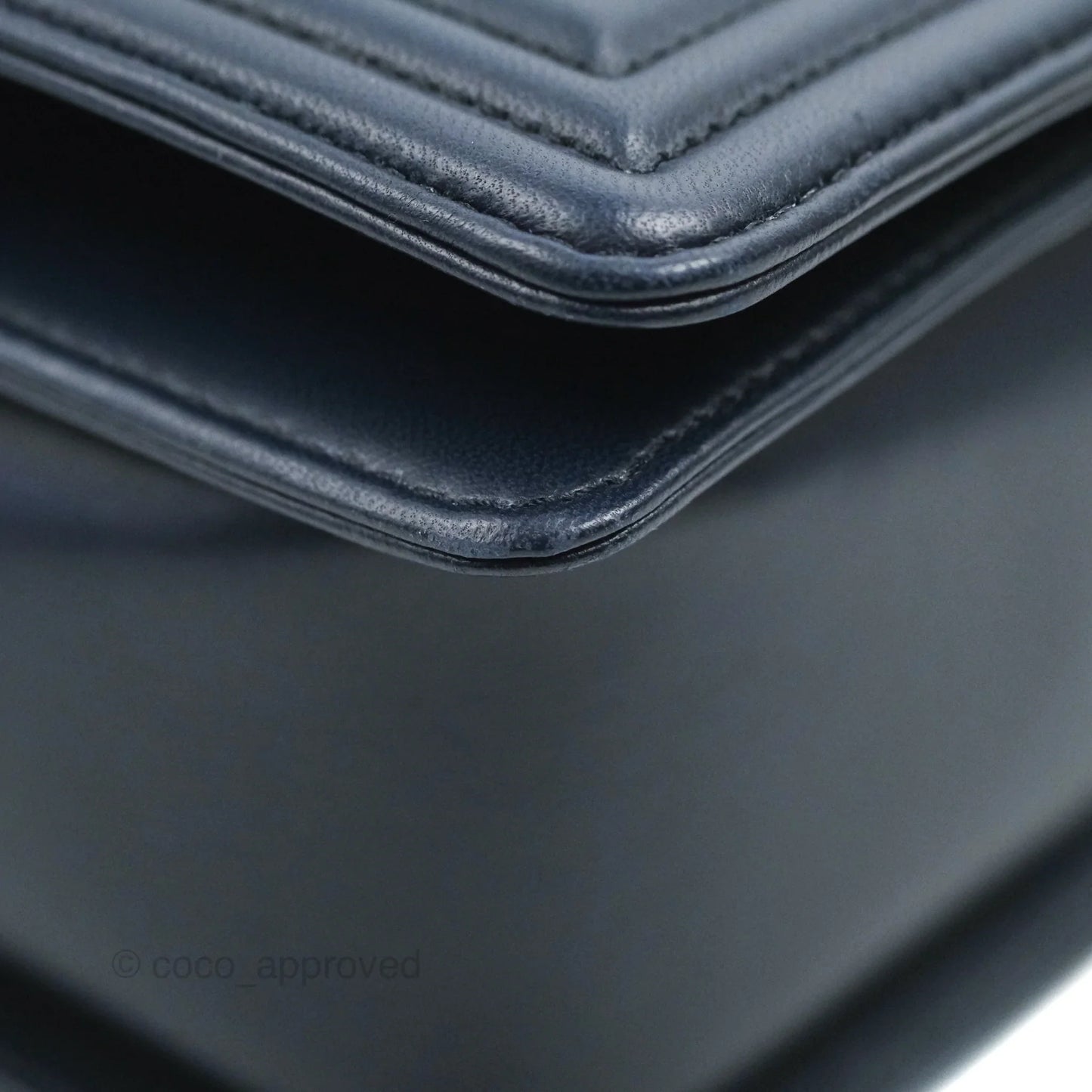 Chanel Quilted New Medium Boy Navy Lambskin Aged Gold Hardware