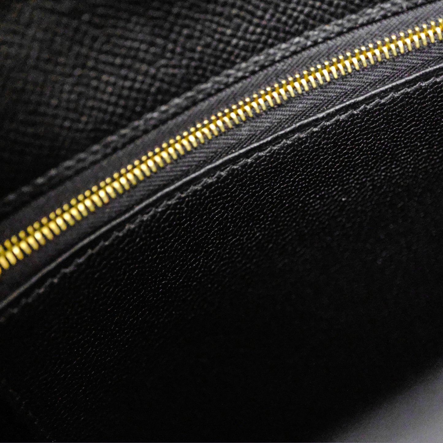 Hermès Kelly 25 Sellier Noir Black 89 Epsom Gold Hardware