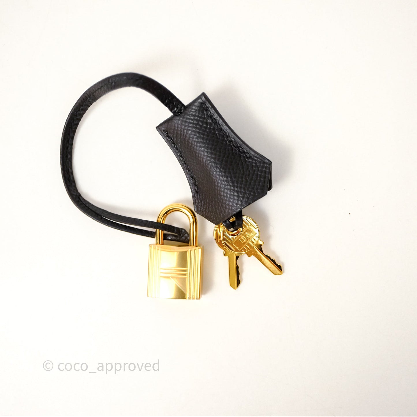 Hermès Kelly 25 Sellier Noir Black 89 Epsom Gold Hardware