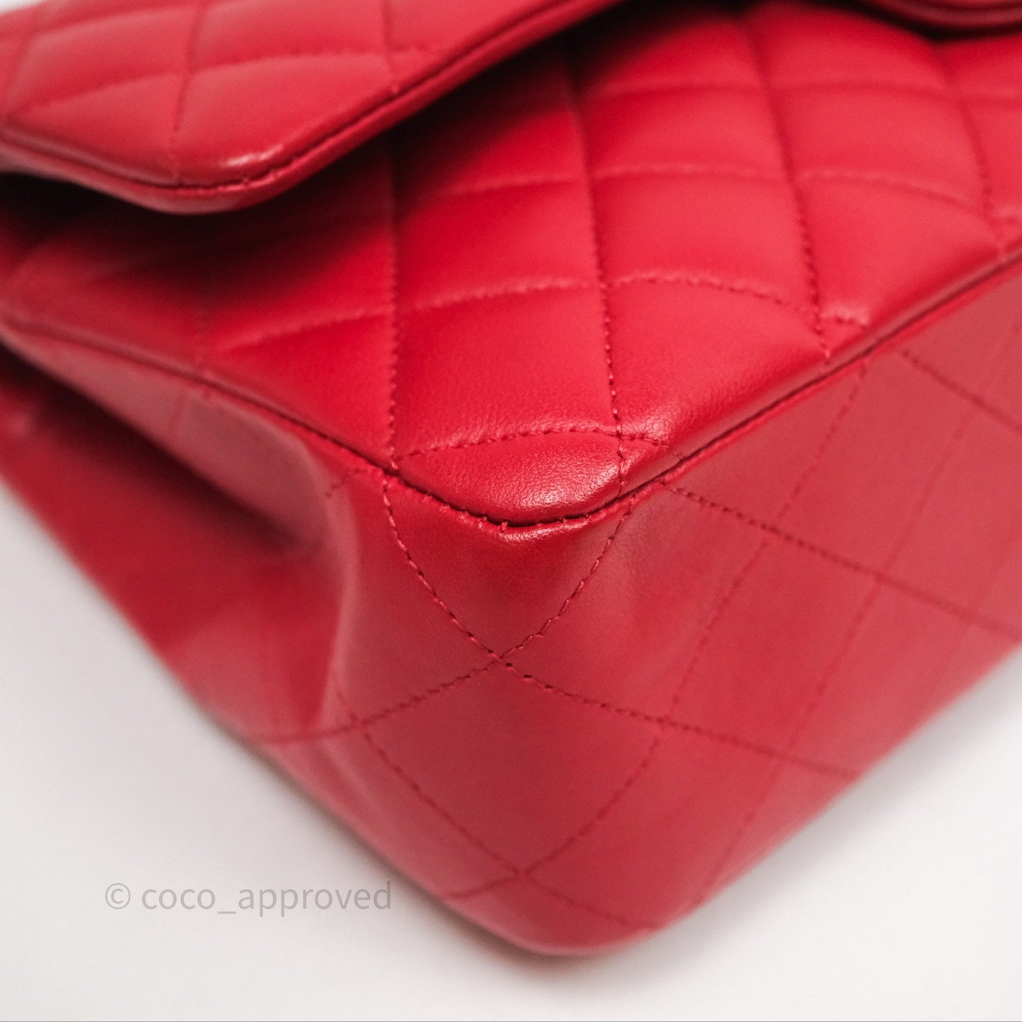 Chanel Classic M/L Medium Double Flap Red Lambskin Gold Hardware