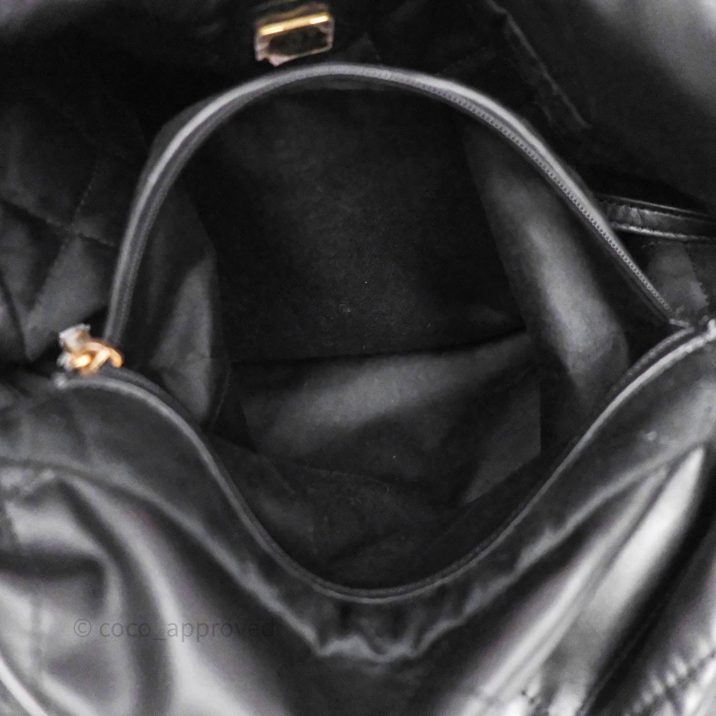 Chanel 22 Medium Black Crumpled Calfskin Aged Gold Hardware