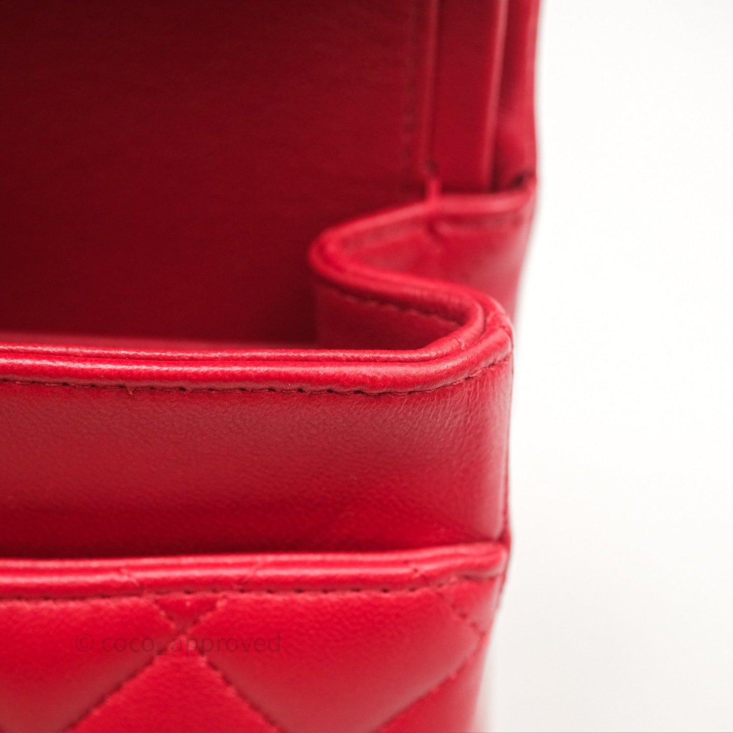 Chanel Classic M/L Medium Double Flap Red Lambskin Gold Hardware