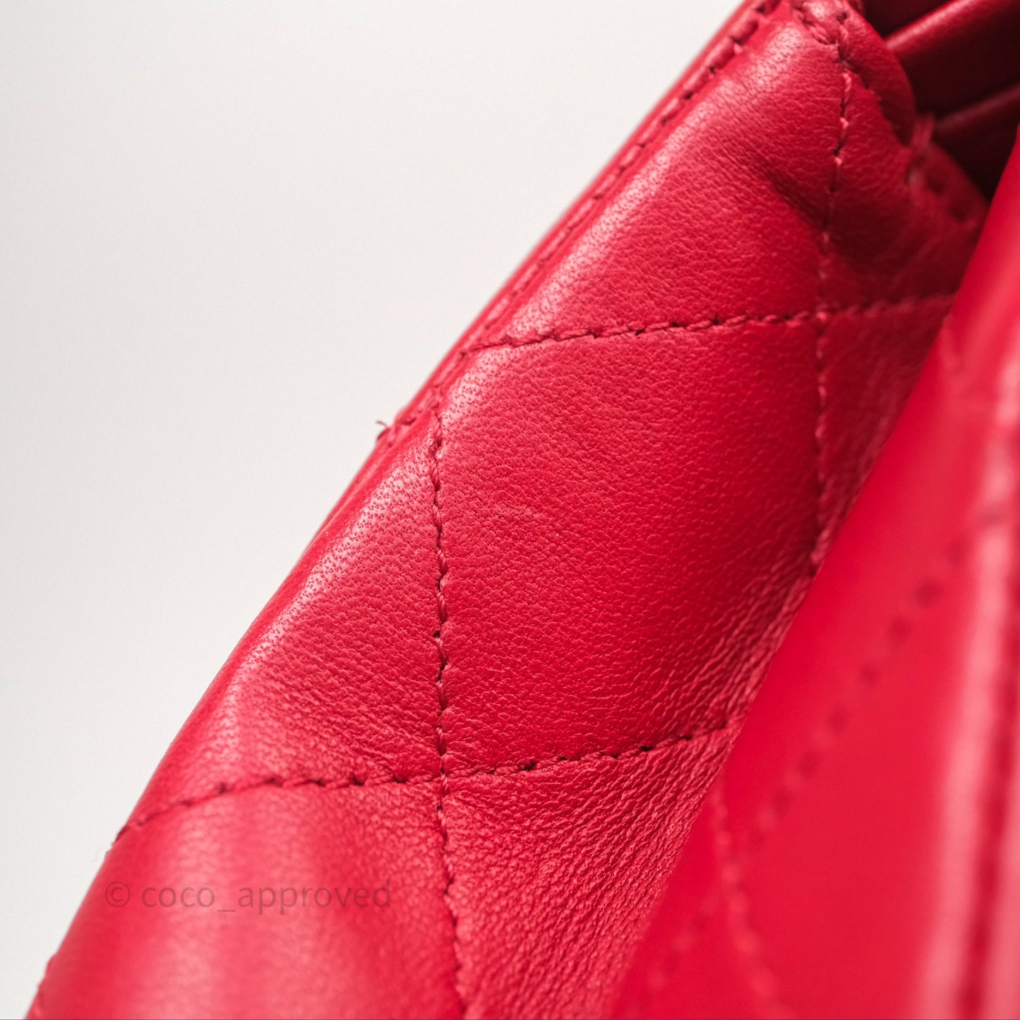 Chanel Classic M/L Medium Double Flap Red Lambskin Gold Hardware