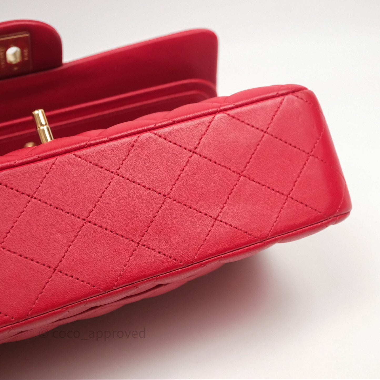 Chanel Classic M/L Medium Double Flap Red Lambskin Gold Hardware