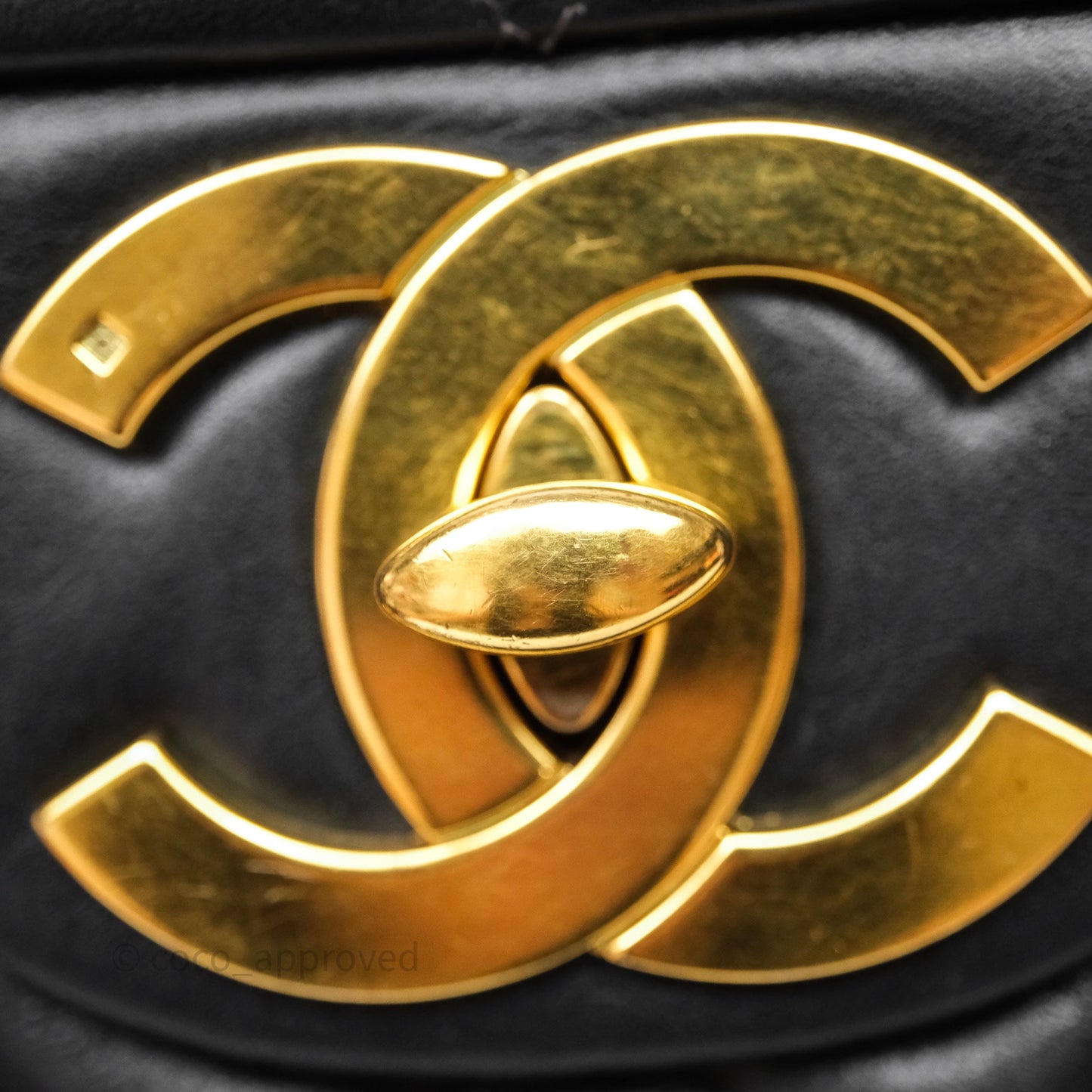 Chanel Vintage Jumbo Single Flap Black Lambskin 24K Gold Hardware