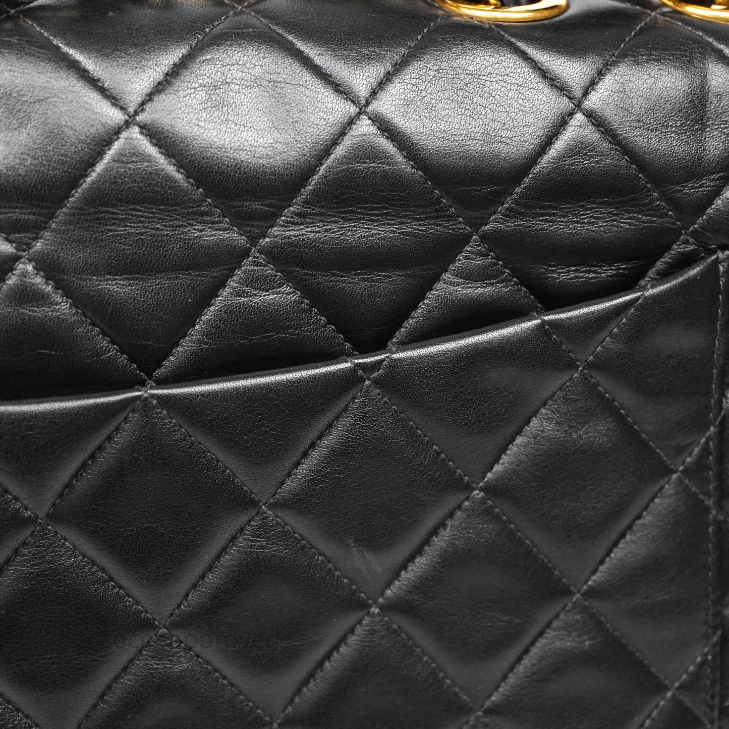 Chanel Vintage Jumbo Single Flap Black Lambskin 24K Gold Hardware