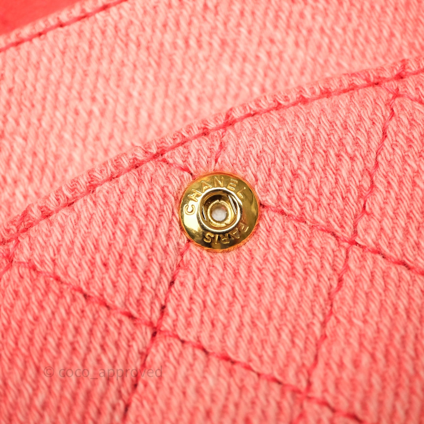 Chanel Reissue 225 Quilted Coral Ombre Denim Aged Gold Hardware