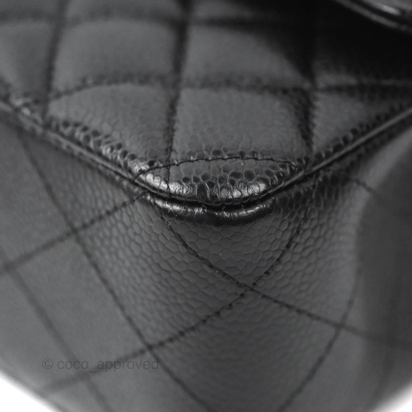 Chanel Classic M/L Medium Flap Quilted Black Caviar Gold Hardware