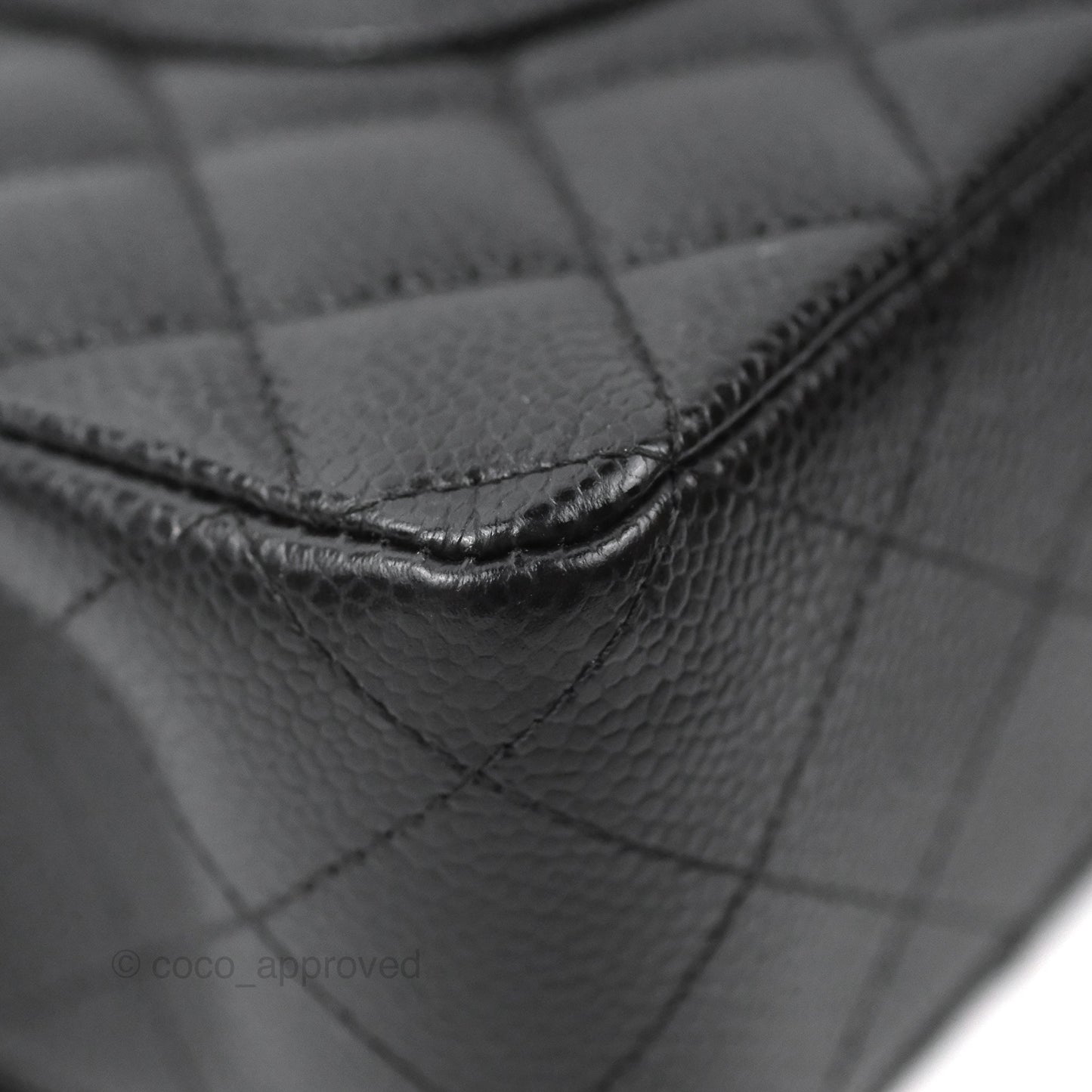Chanel Classic M/L Medium Flap Quilted Black Caviar Gold Hardware