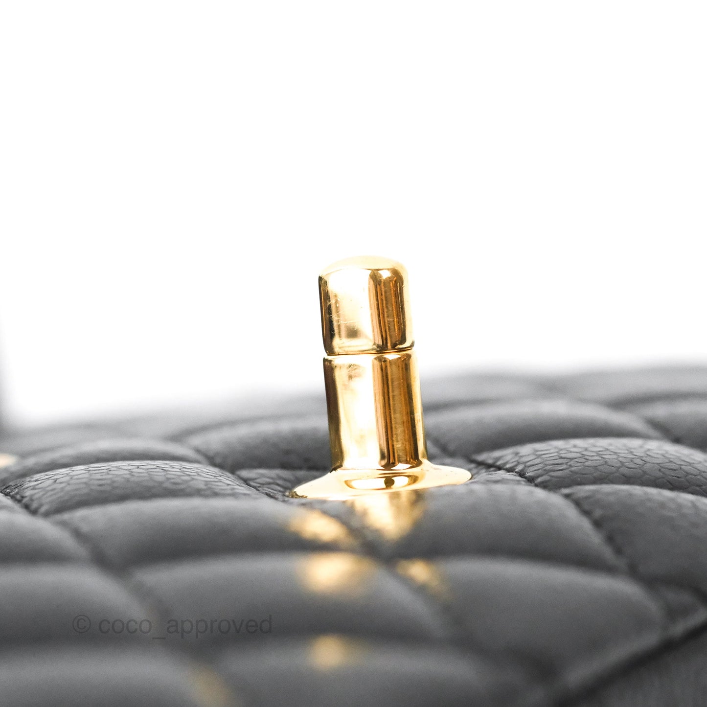 Chanel Classic M/L Medium Flap Quilted Black Caviar Gold Hardware