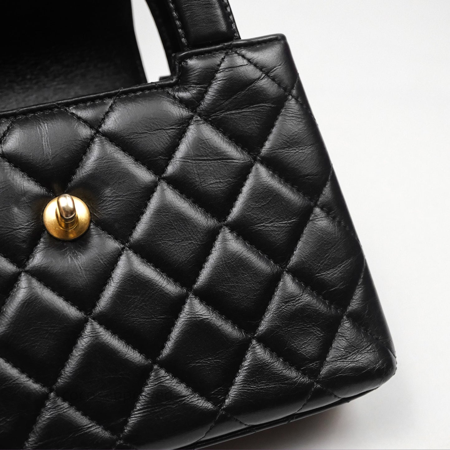 Chanel Kelly Bag Quilted Black Shiny Crumpled Calfskin Aged Gold Hardware