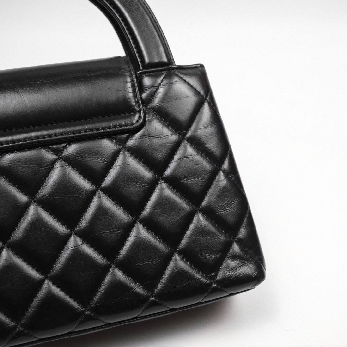 Chanel Kelly Bag Quilted Black Shiny Crumpled Calfskin Aged Gold Hardware