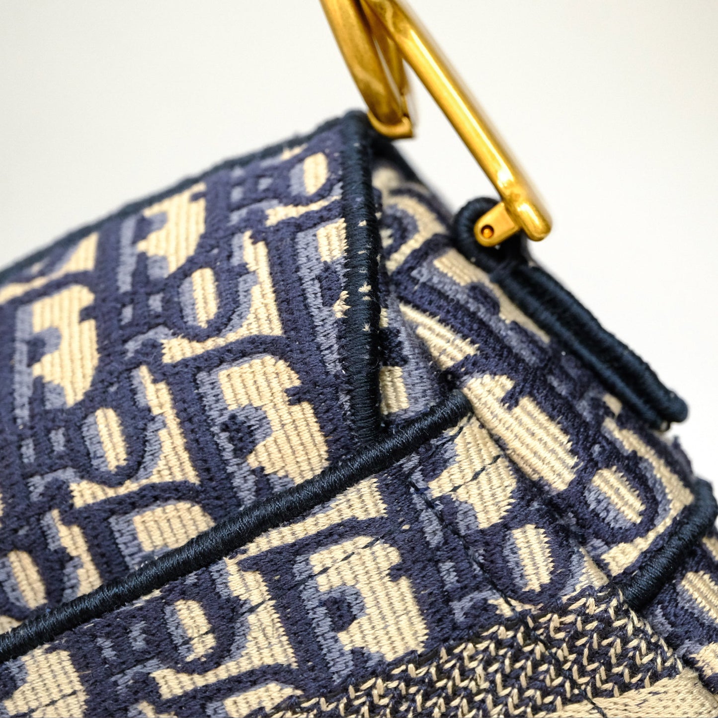 Christian Dior Saddle Bag Navy Dior Oblique Embroidery Gold Hardware