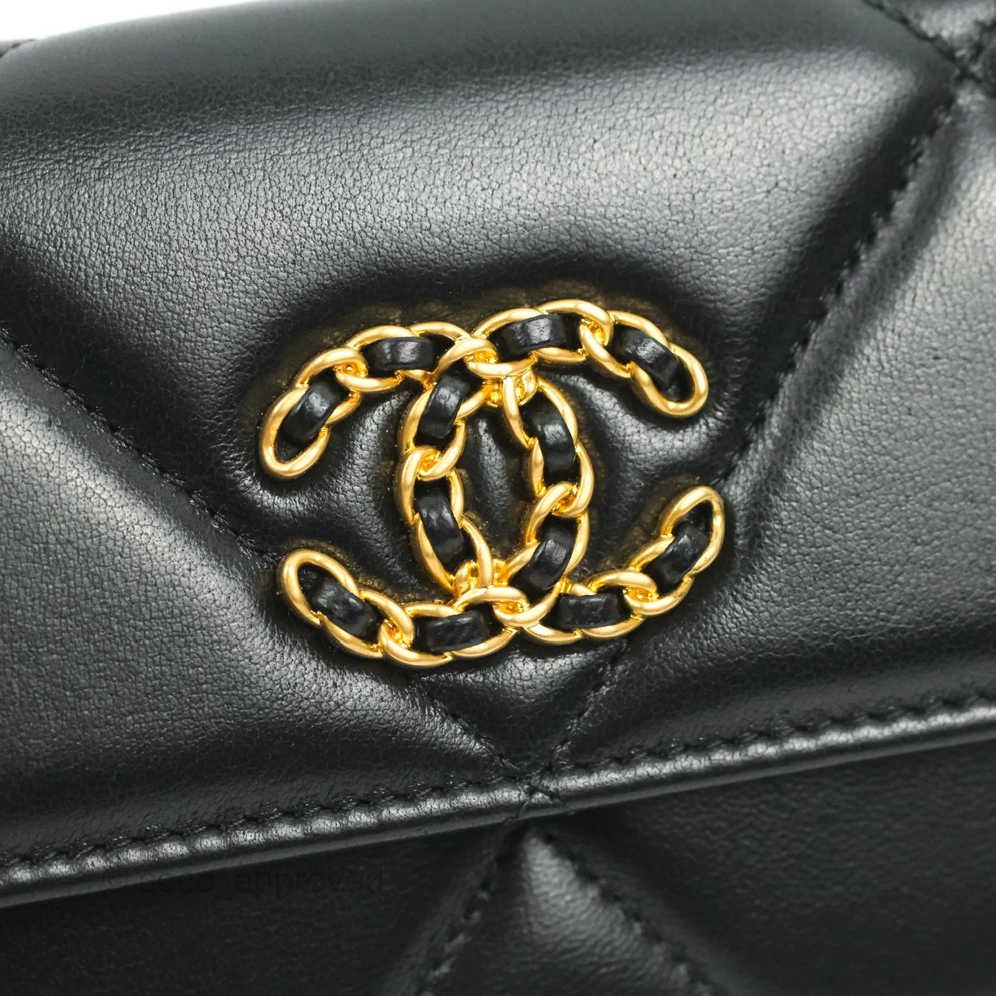 Chanel Quilted 19 Flap Wallet Black Lambskin