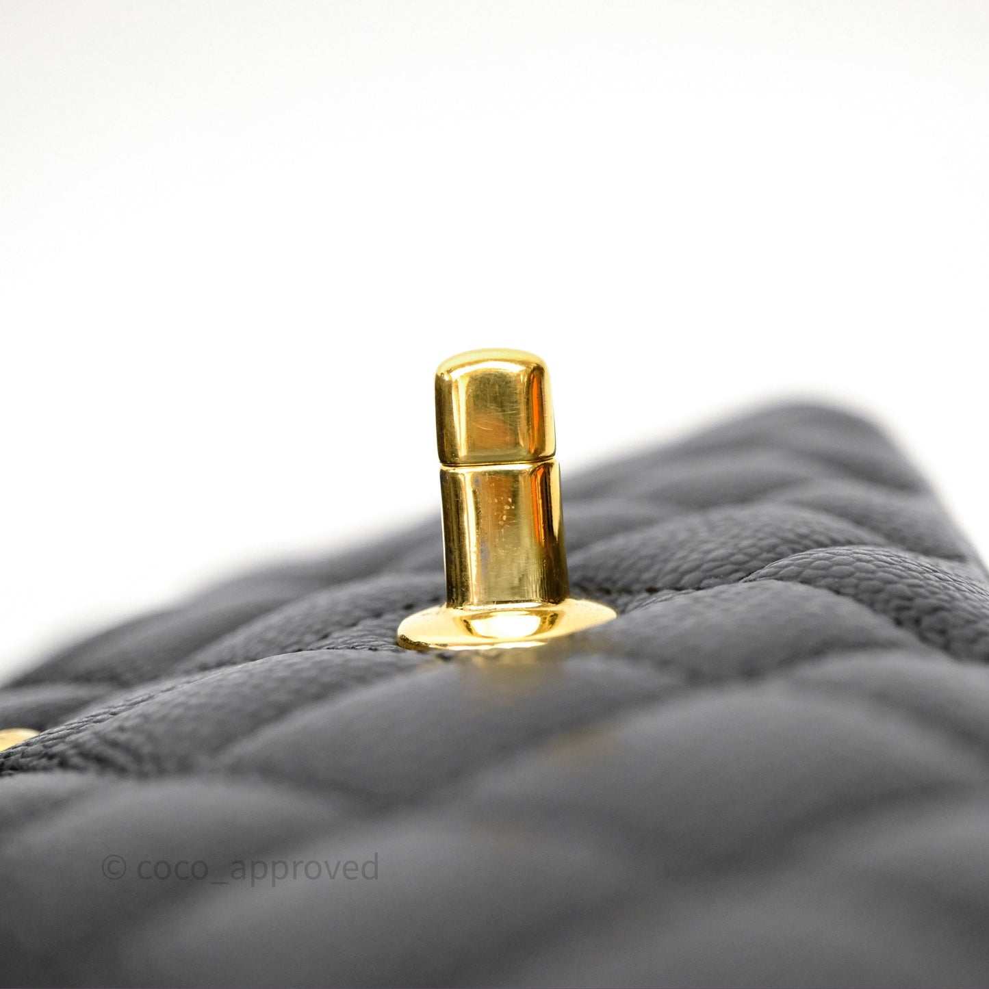 Chanel Classic M/L Medium Flap Quilted Black Caviar Gold Hardware