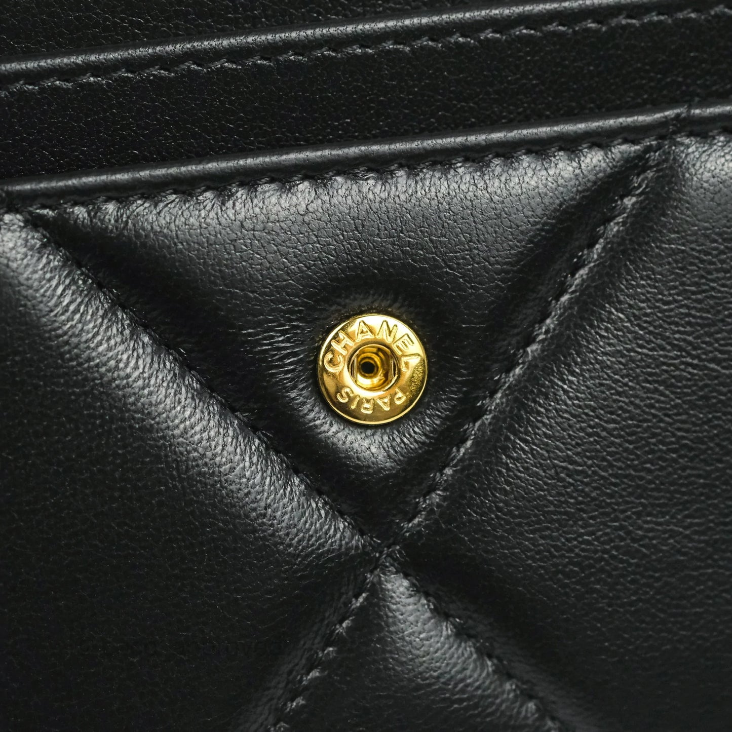 Chanel Quilted 19 Flap Wallet Black Lambskin