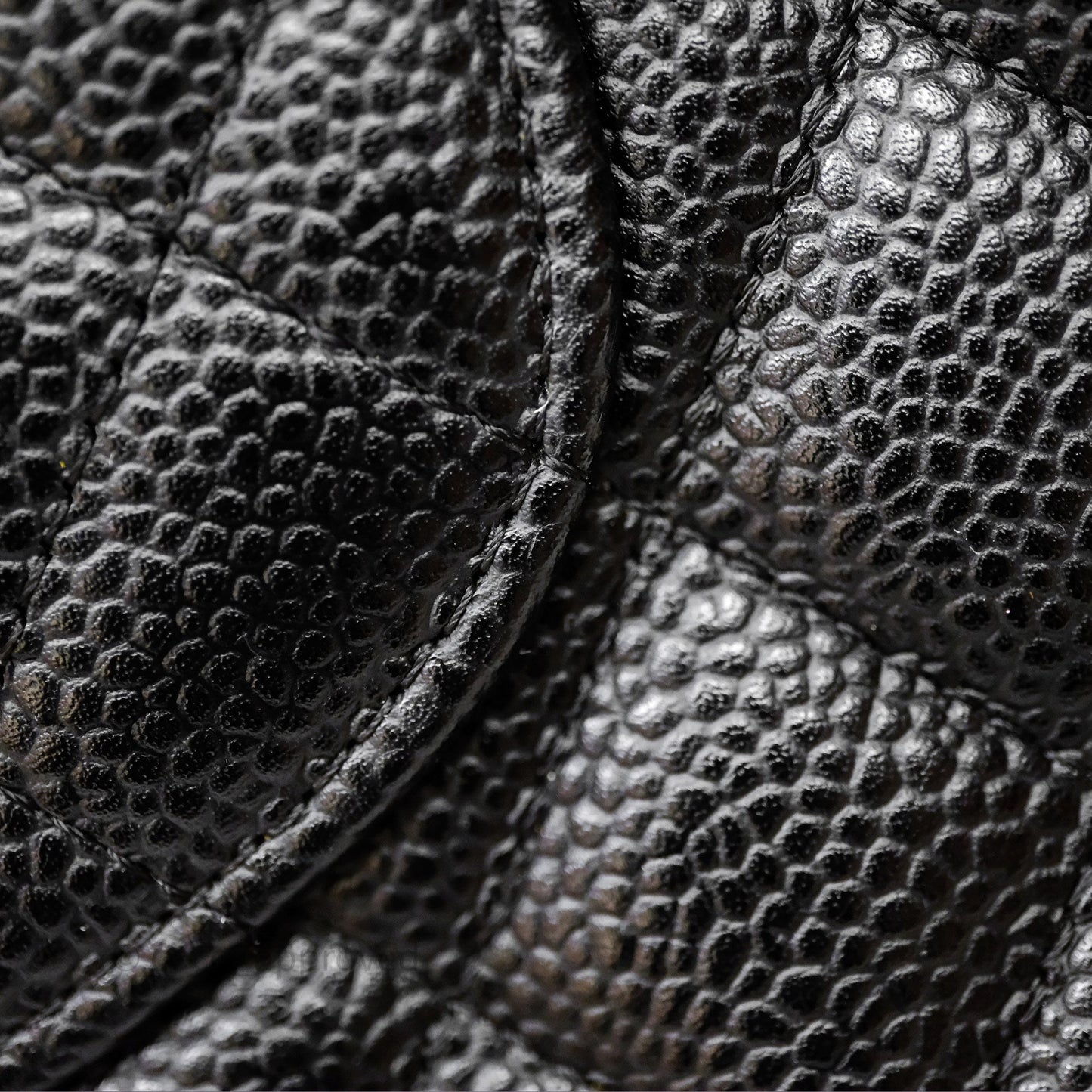 Chanel Classic M/L Medium Flap Quilted Black Caviar Gold Hardware