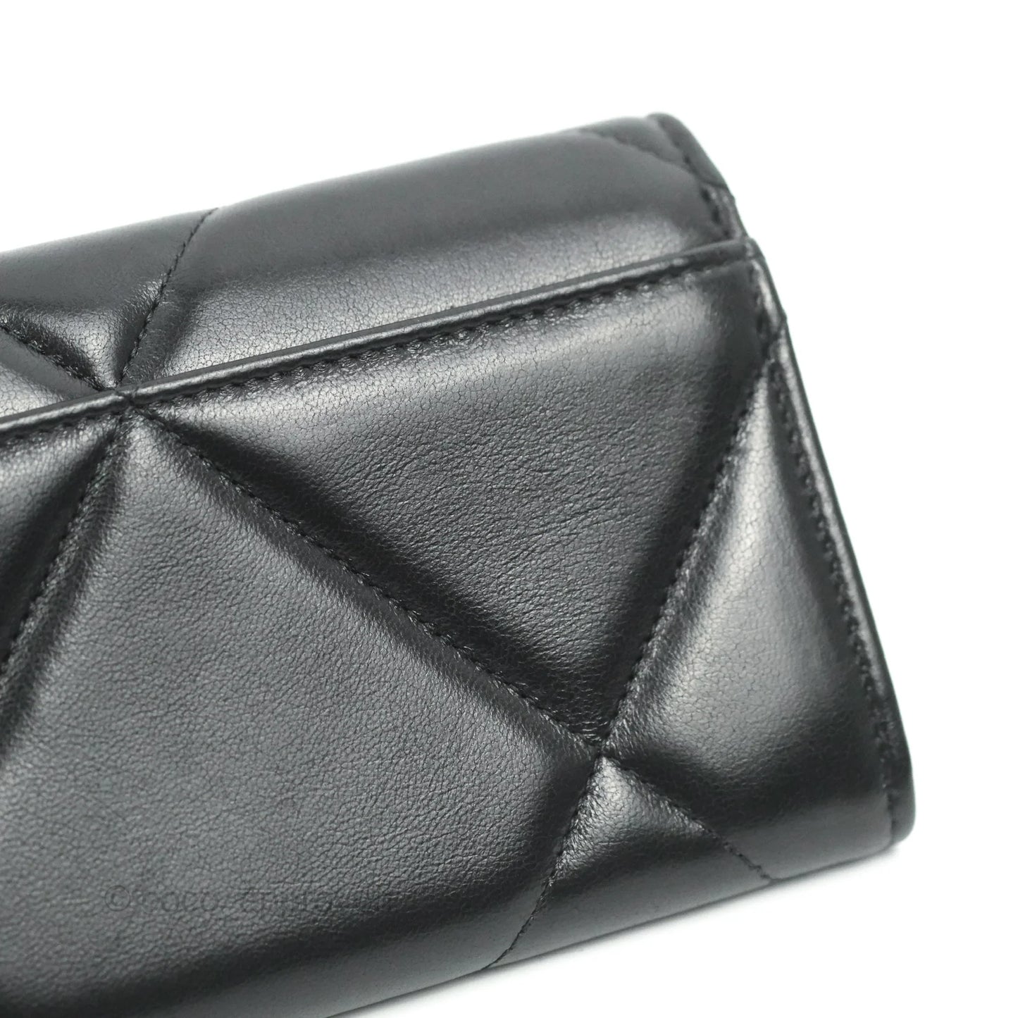 Chanel Quilted 19 Flap Wallet Black Lambskin