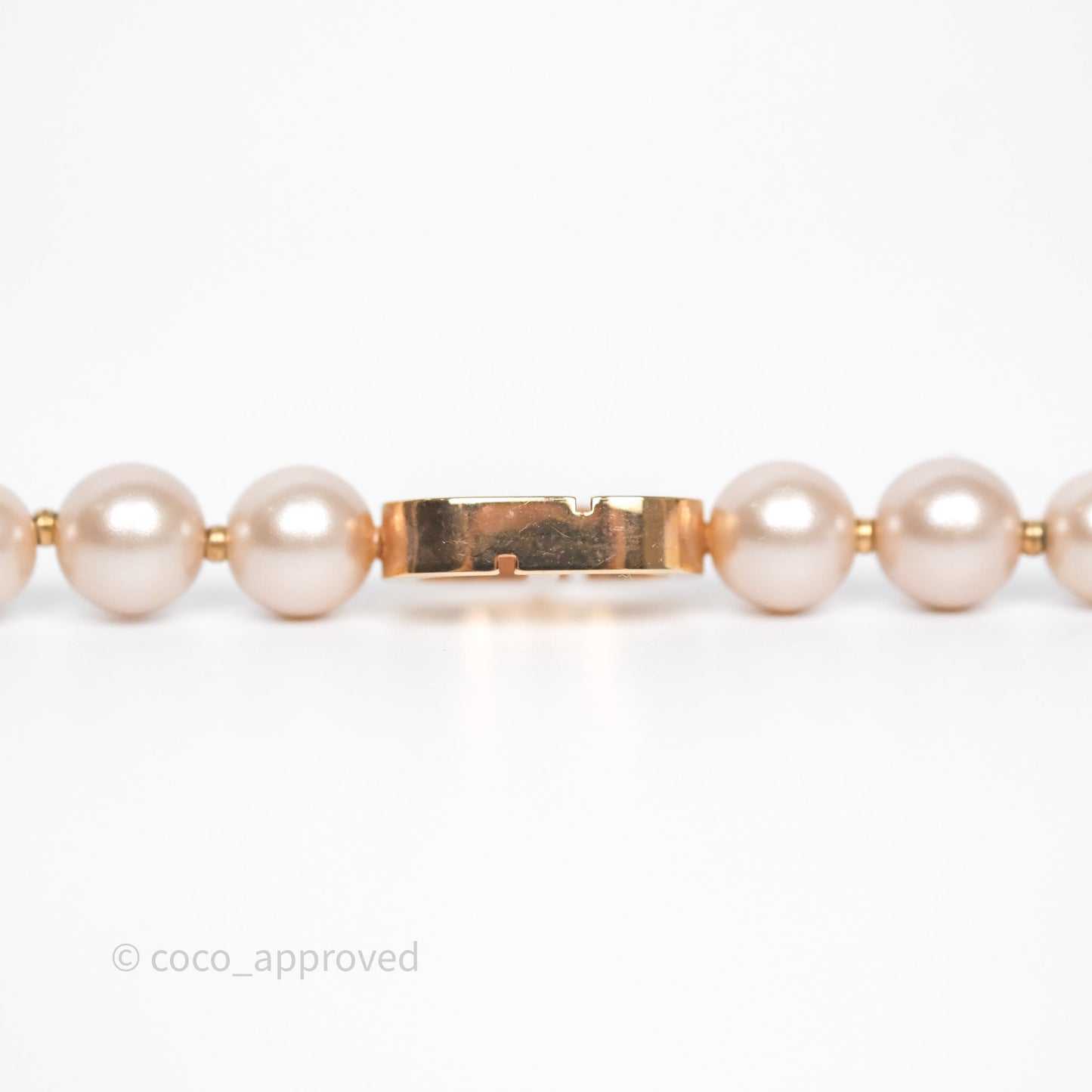 Christian Dior 30 Montaigne Pearl Bracelet Pink