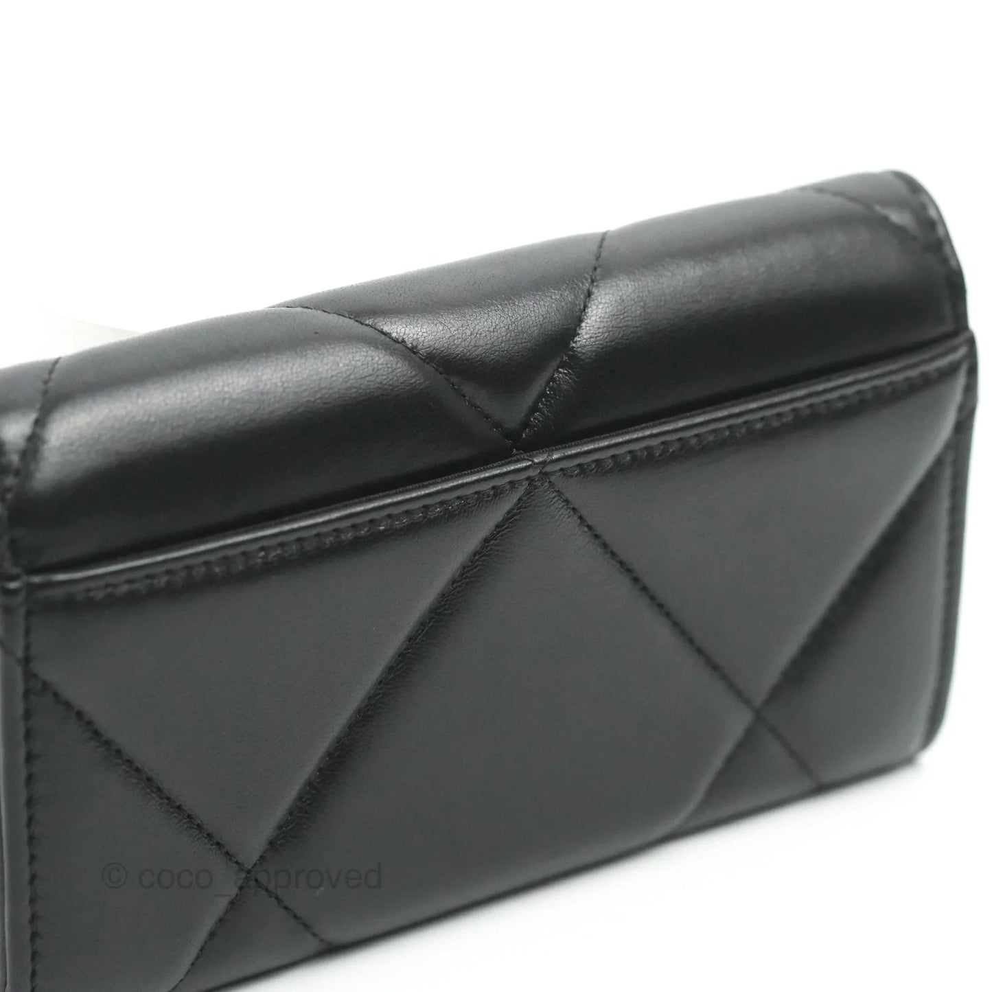 Chanel Quilted 19 Flap Wallet Black Lambskin