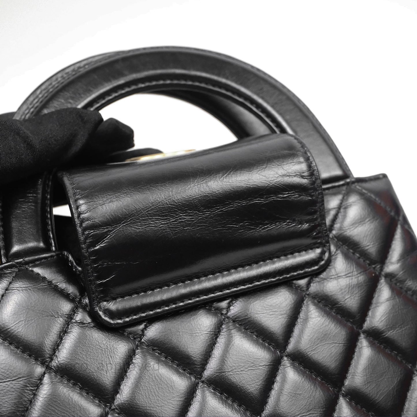 Chanel Kelly Bag Quilted Black Shiny Crumpled Calfskin Aged Gold Hardware