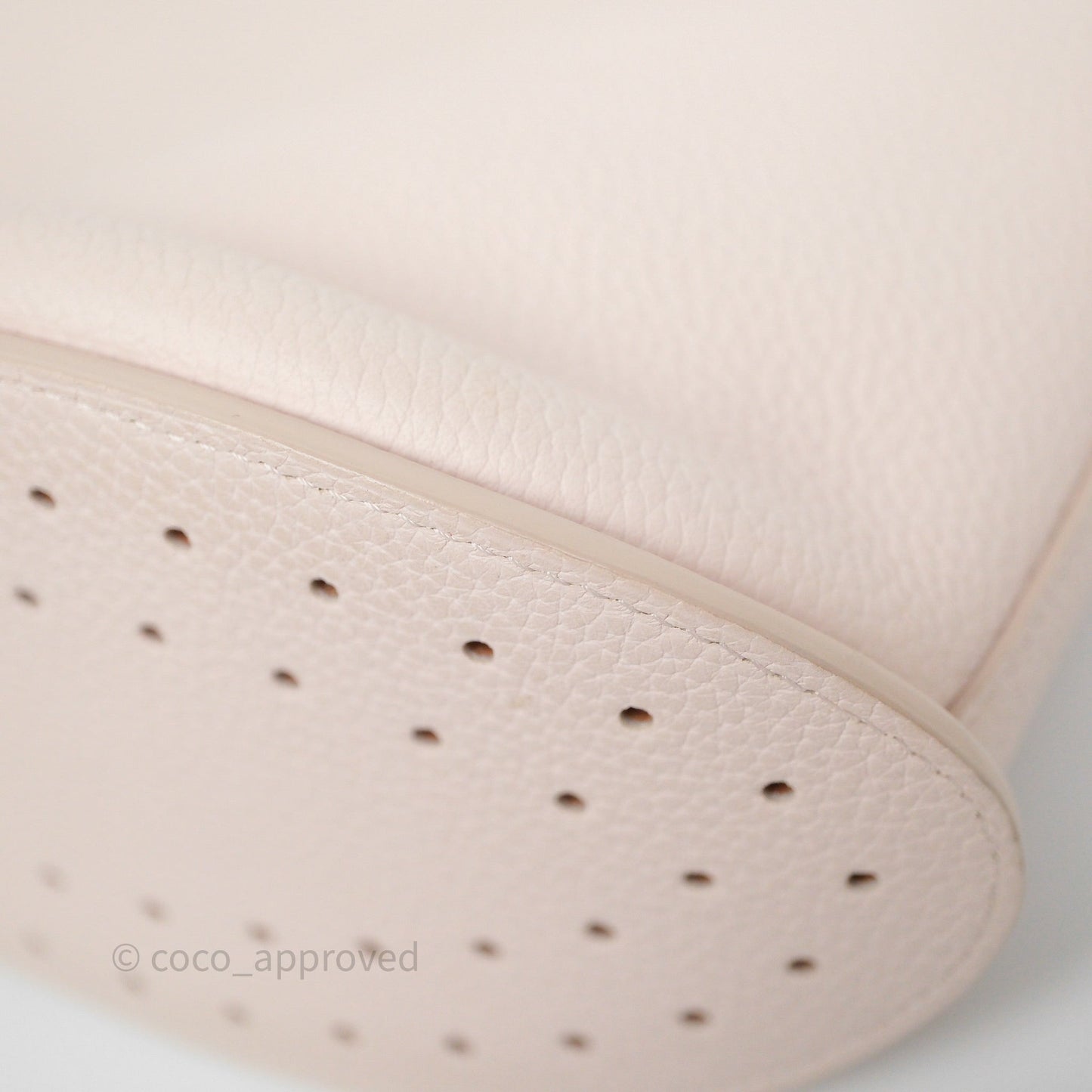 Delvaux Pin Mini Bucket Taurillon Soft Silk Pink