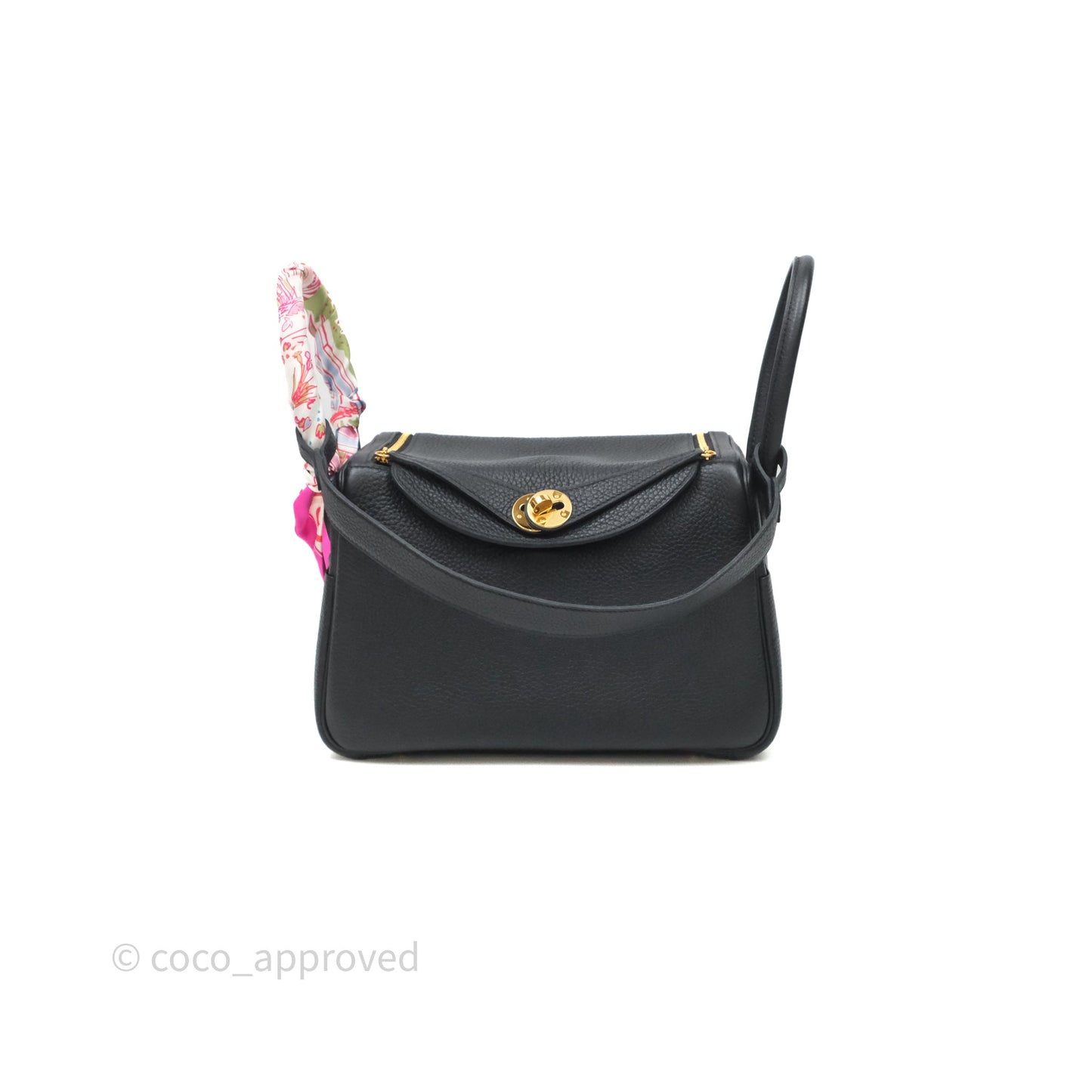 Hermès Lindy 26 Black Taurillon Clemence Gold Hardware