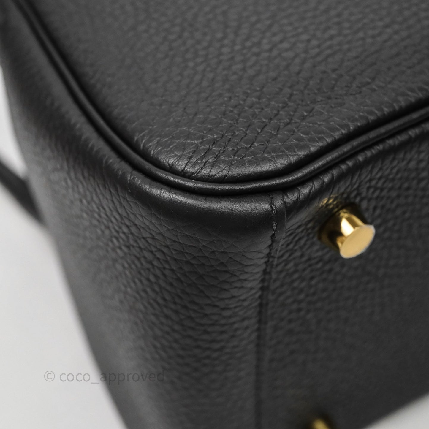 Hermès Lindy 26 Black Taurillon Clemence Gold Hardware