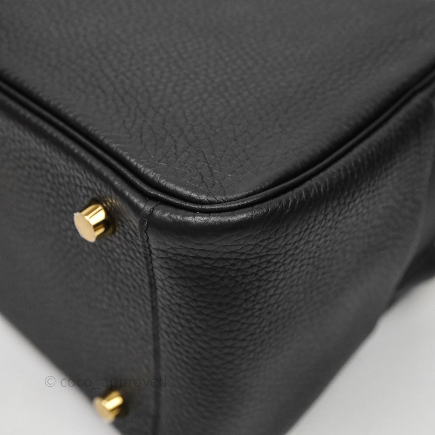Hermès Lindy 26 Black Taurillon Clemence Gold Hardware