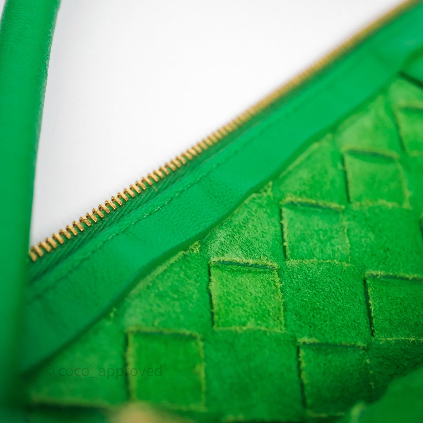 Bottega Veneta Medium Turn Pouch Nappa Intrecciato Parakeet Green