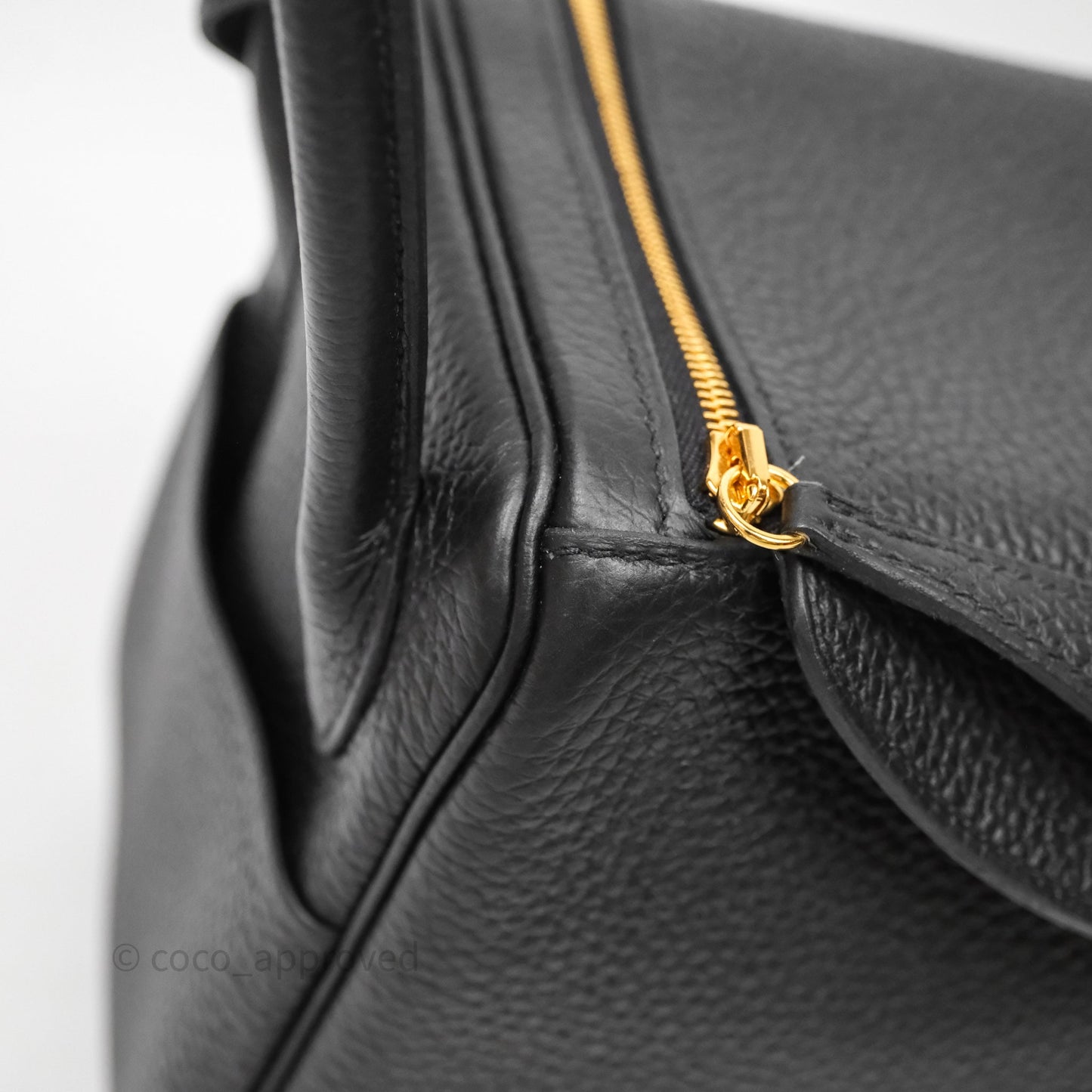 Hermès Lindy 26 Black Taurillon Clemence Gold Hardware