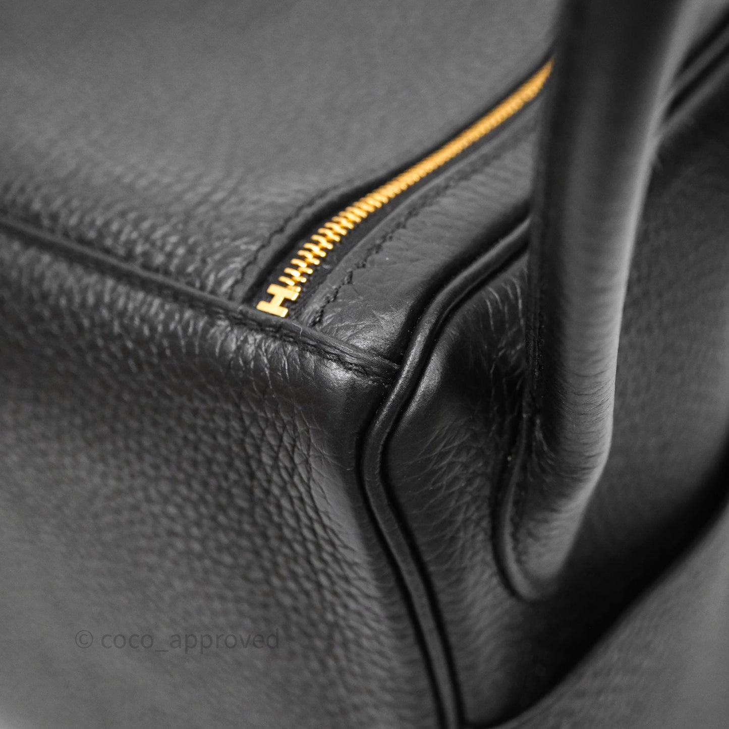 Hermès Lindy 26 Black Taurillon Clemence Gold Hardware