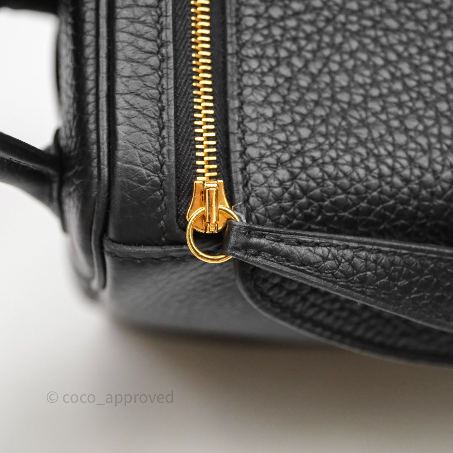 Hermès Lindy 26 Black Taurillon Clemence Gold Hardware
