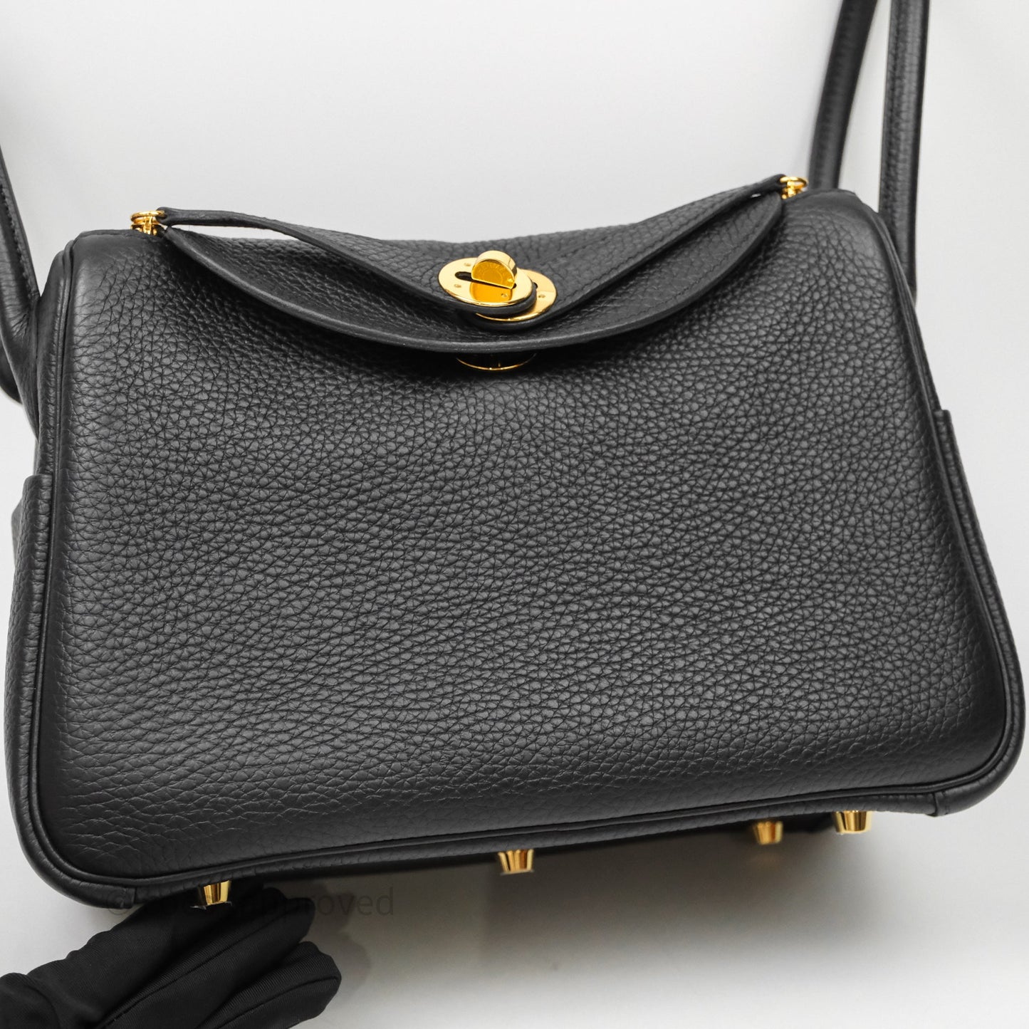 Hermès Lindy 26 Black Taurillon Clemence Gold Hardware