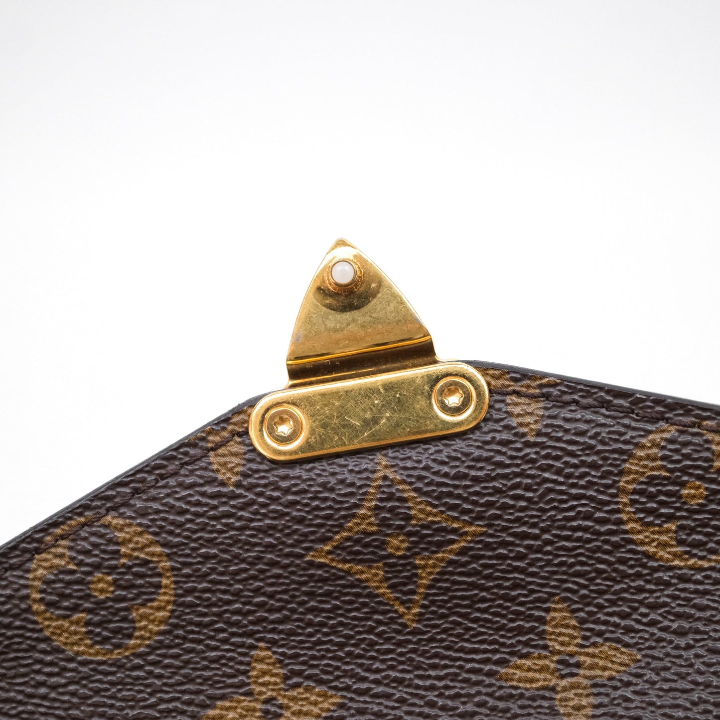 Louis Vuitton Pochette Metis Monogram Canvas