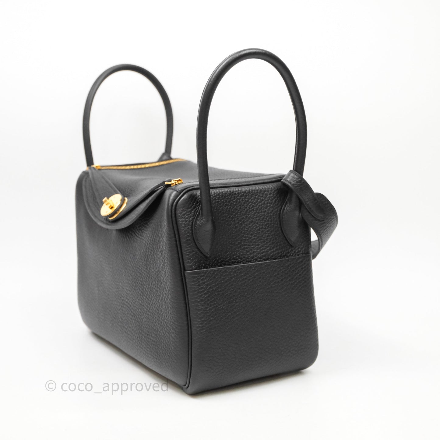 Hermès Lindy 26 Black Taurillon Clemence Gold Hardware