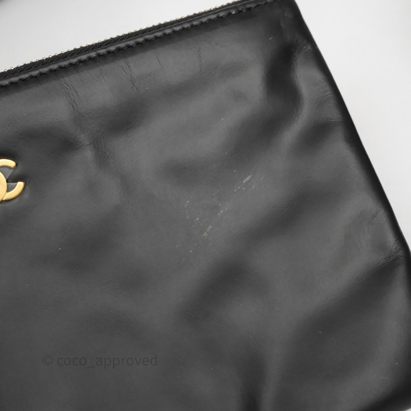 Chanel 22 Medium Black Crumpled Calfskin Aged Gold Hardware