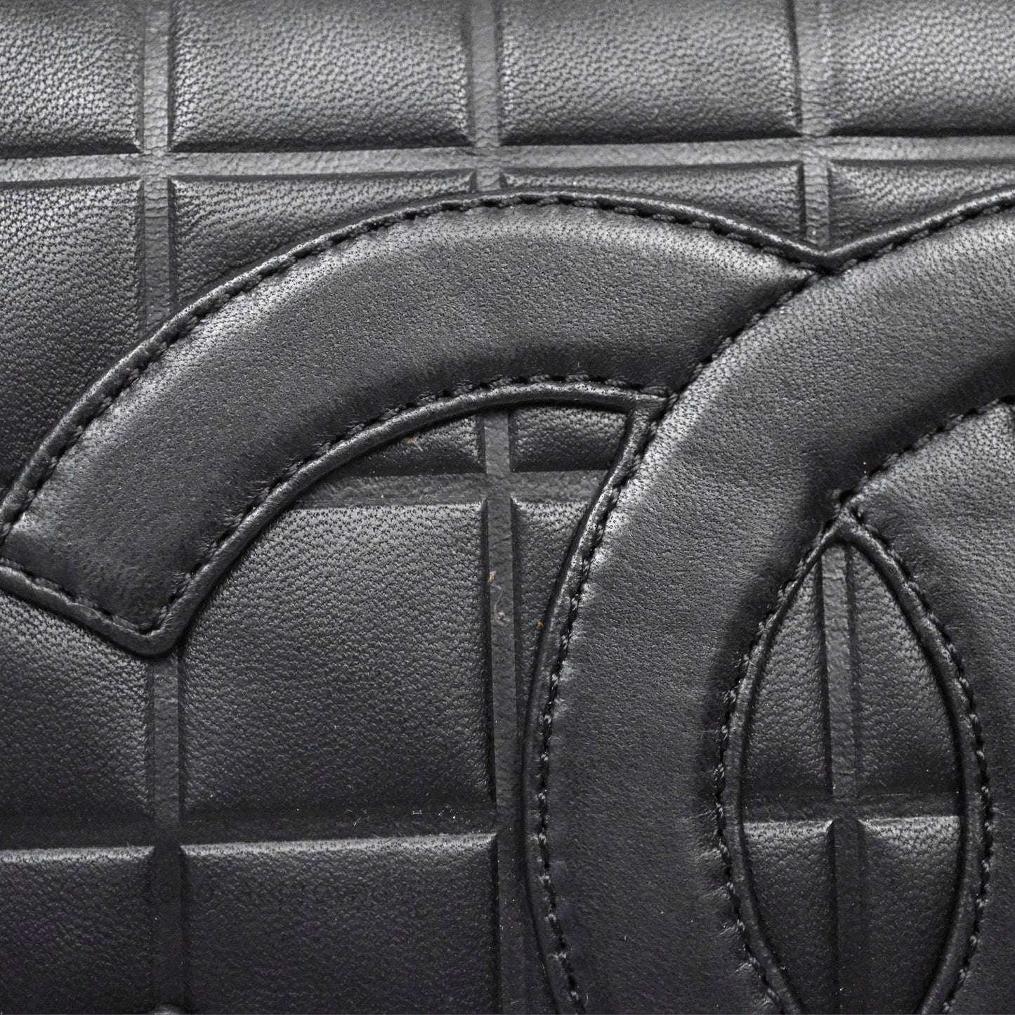 Chanel Vintage Chocolate Bar Shoulder Bag Black Lambskin