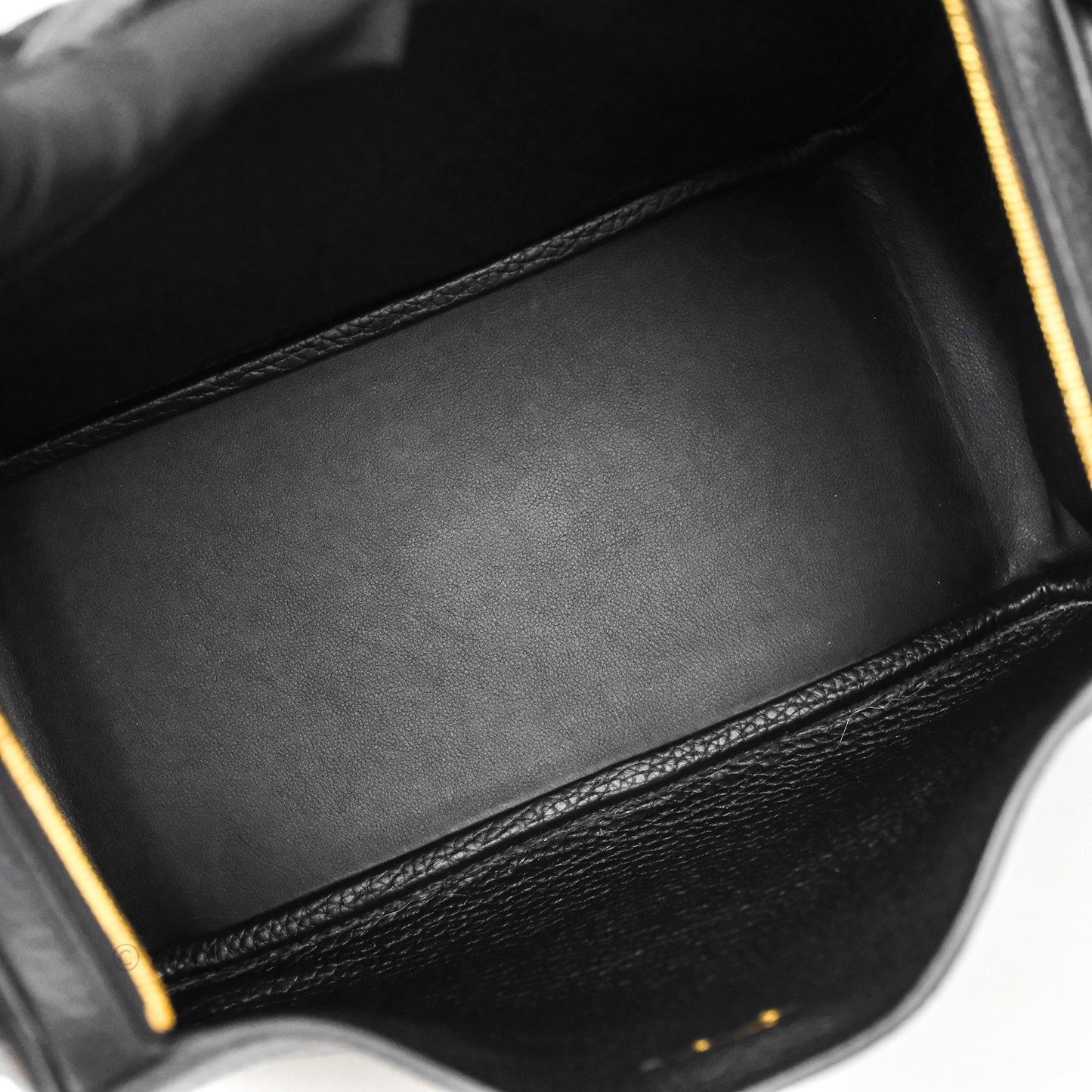Hermès Lindy 26 Black Taurillon Clemence Gold Hardware